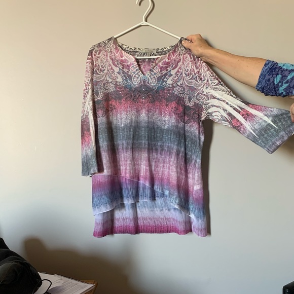 Jess & Jane Tunic - Picture 2 of 3